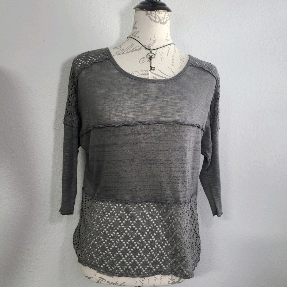 💙 3 for $20 WET SEAL Grey Top